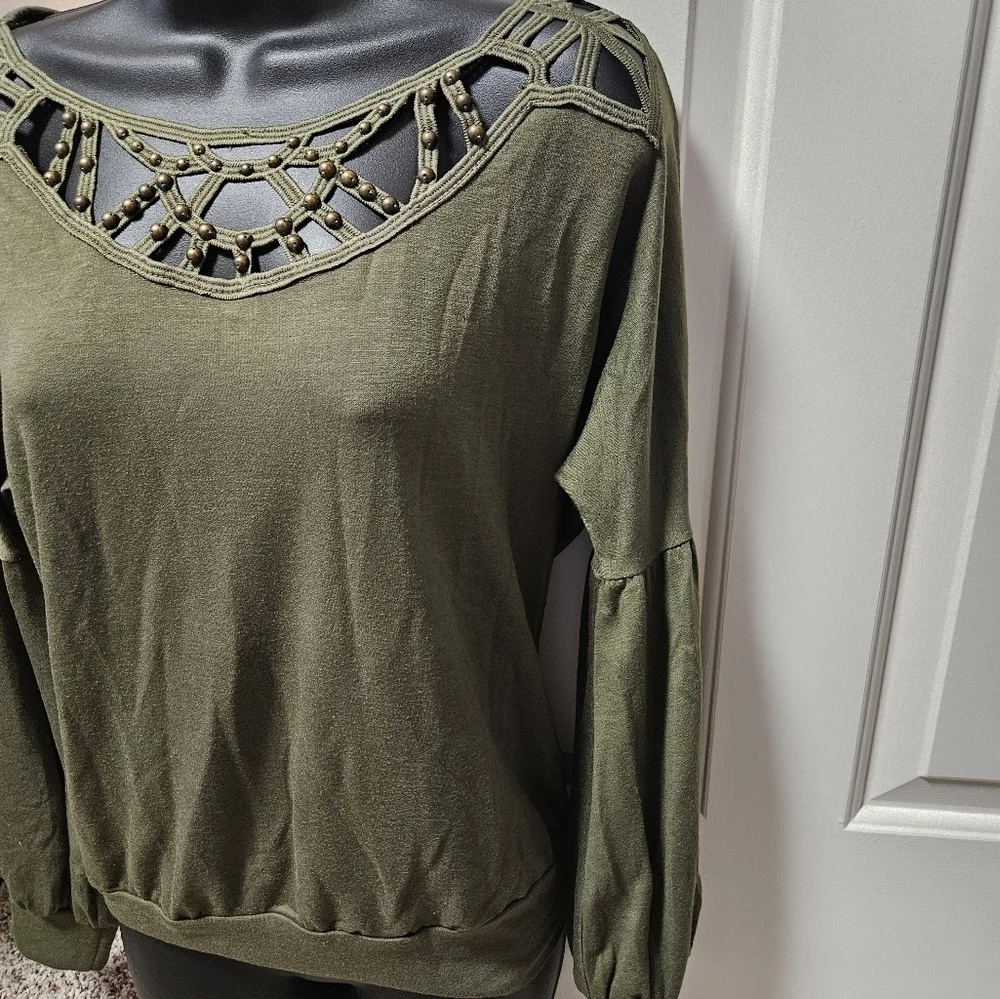 VENUS Embellished Cut Out Top NWOT
